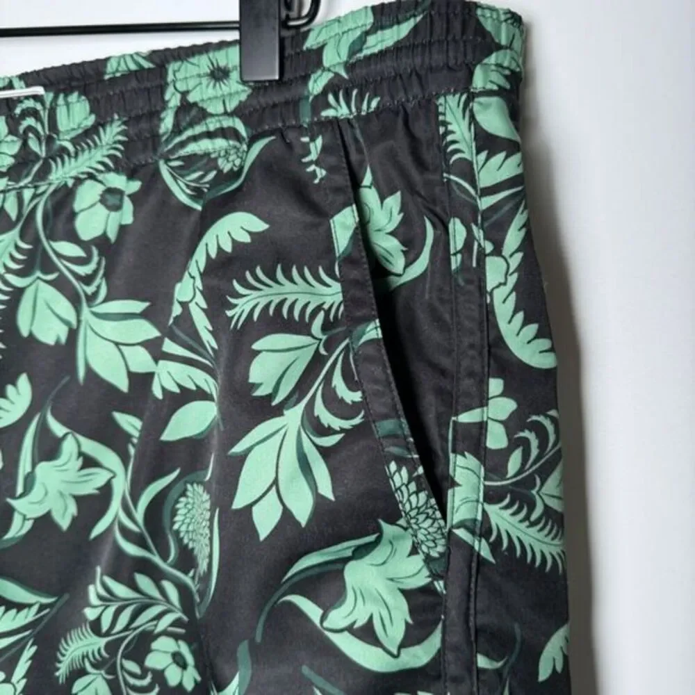 Ami Alexandre Mattiussi Swim Shorts Mens Medium Black Green Floral Print‎ Lined